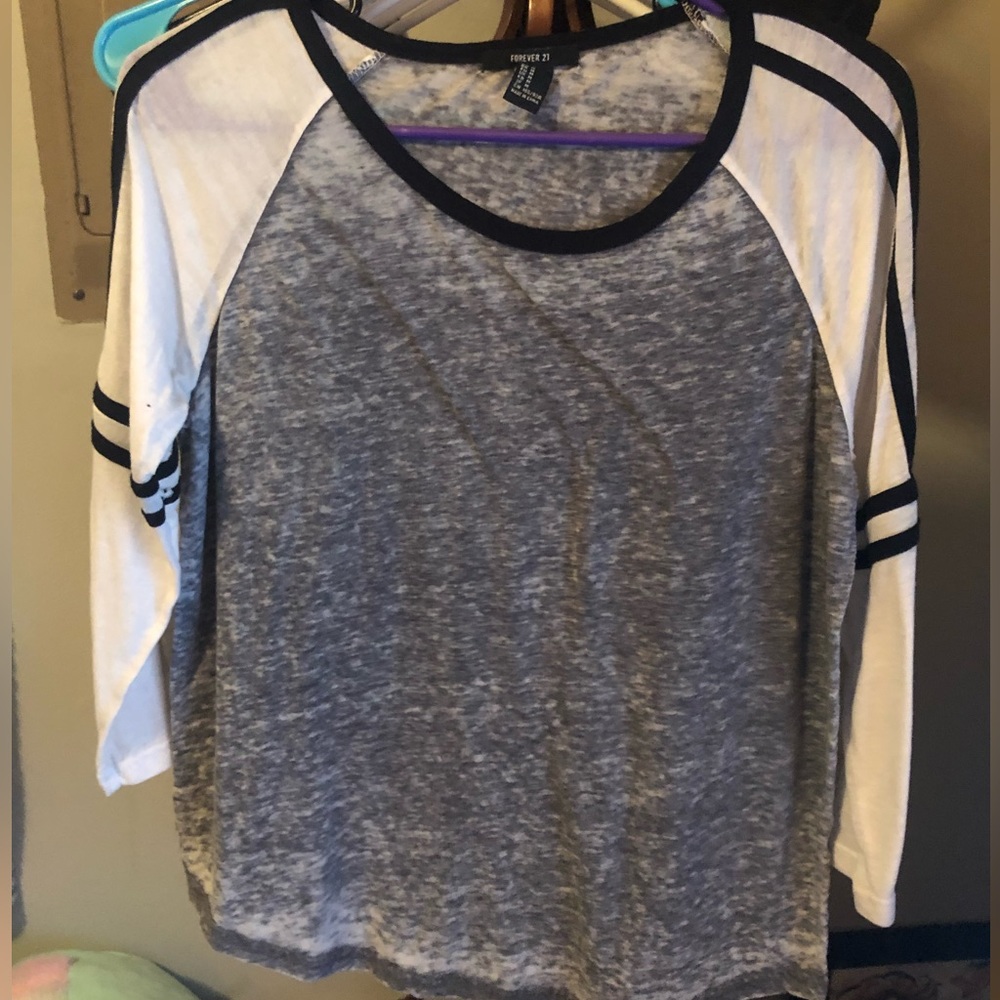 Medium, sheer, grey, rarely worn